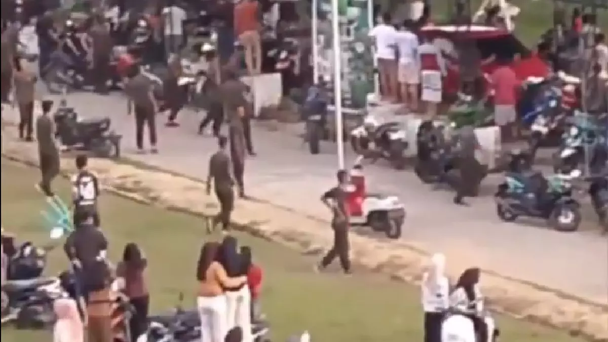 Sejumlah Polisi Luka-luka saat Bentrok dengan TNI di Lapangan Lakarada Buton, Netizen: Bocah Lulus SMA Sok Jagoan