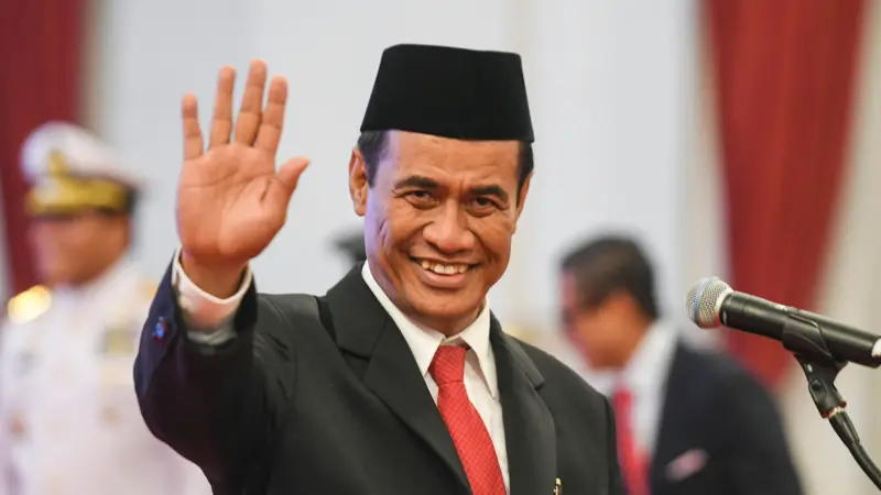 Bukan Omon-omon! Mentan Amran Sedekahkan Seluruh Gaji Menteri dan Dosen untuk Mahasiswa Yatim Piatu